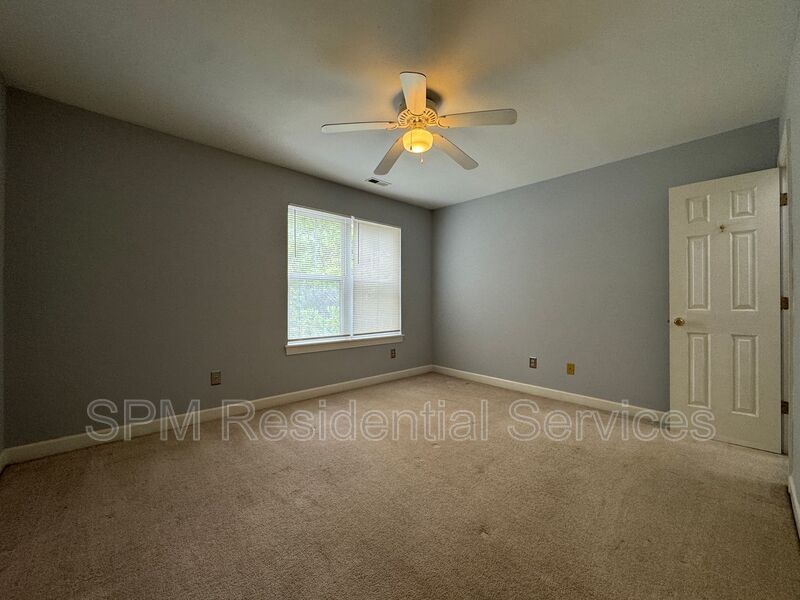 Forrest Cove -  Within 3 Miles of UNCW & Wrightsville beach, Community Pool, Washer & Dryer Included property image
