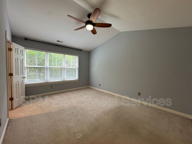 Forrest Cove -  Within 3 Miles of UNCW & Wrightsville beach, Community Pool, Washer & Dryer Included property image