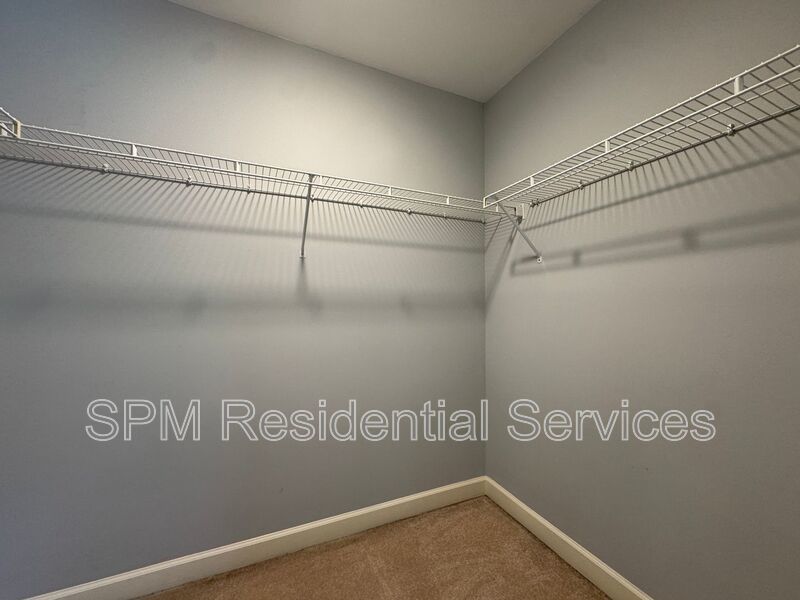 Forrest Cove -  Within 3 Miles of UNCW & Wrightsville beach, Community Pool, Washer & Dryer Included property image