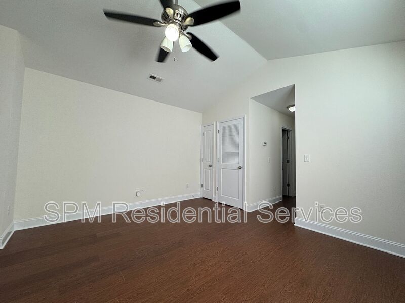 Southside - Open Concept - Near Downtown property image