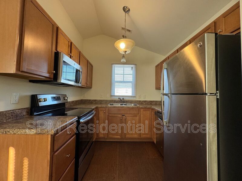 Southside - Open Concept - Near Downtown property image
