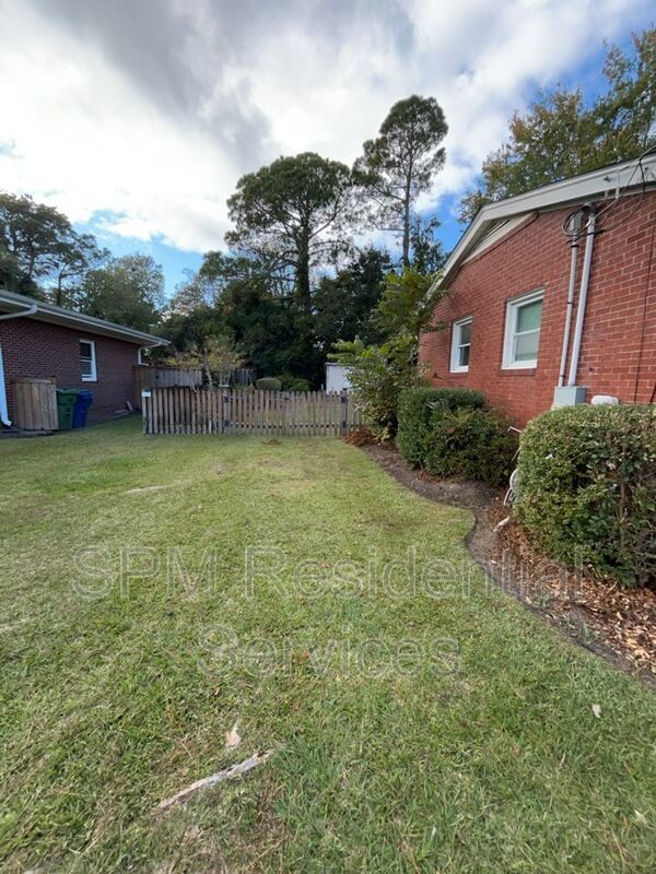 2 Bedroom 1.5 Bath property image
