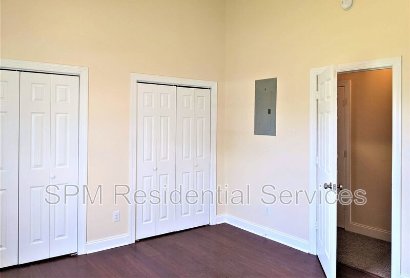 Downtown Gem - Lots of Natural Light in Historic District property image