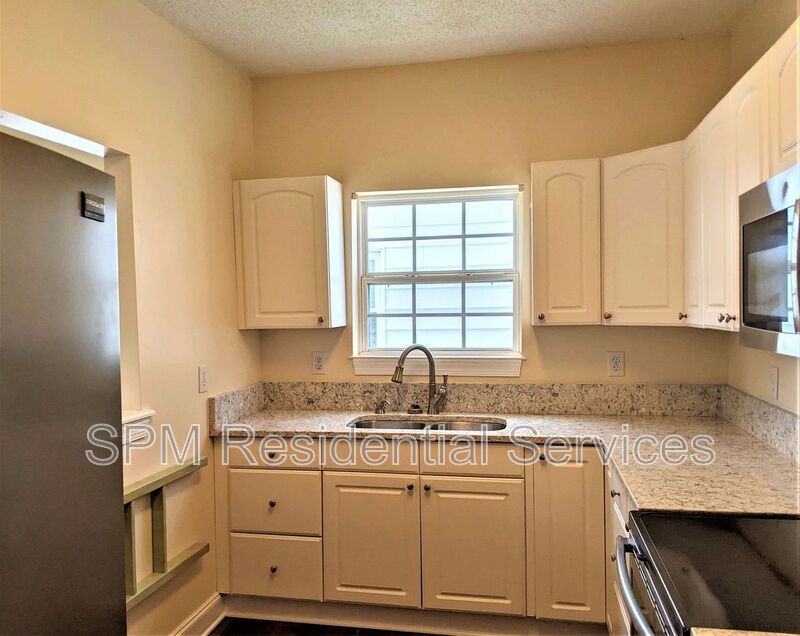 Historic Downtown - Spacious and Beautifully Appointed property image