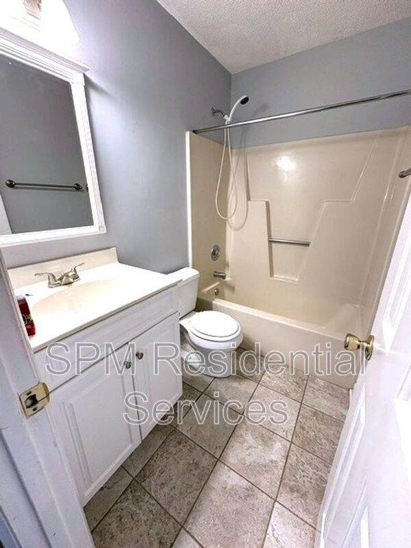 3 Bedroom with Private Fenced Yard!  ($500 MOVE-IN CREDIT) property image