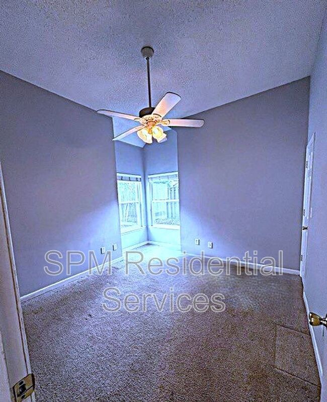 3 Bedroom with Private Fenced Yard!  ($500 MOVE-IN CREDIT) property image