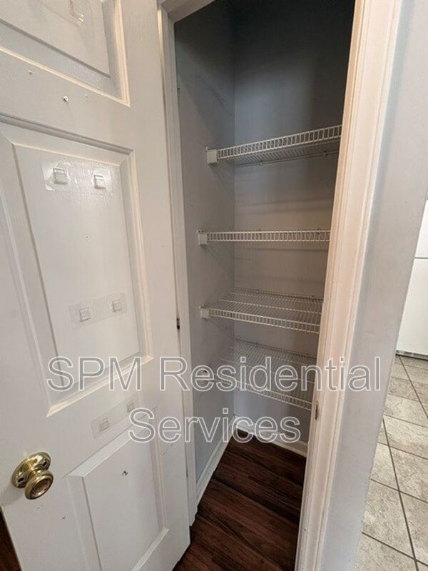 3 Bedroom with Private Fenced Yard!  ($500 MOVE-IN CREDIT) property image