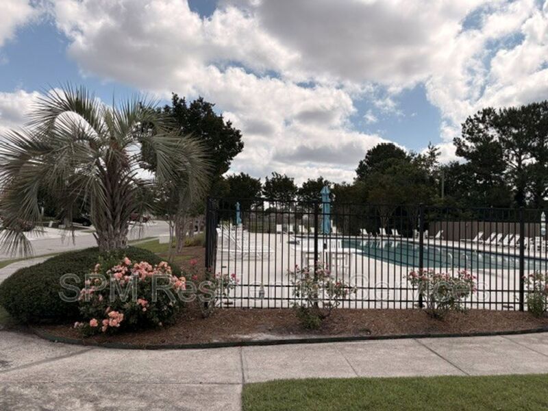 Suncoast - Community Pool, Fenced in Back Patio, Washer & Dryer Included property image