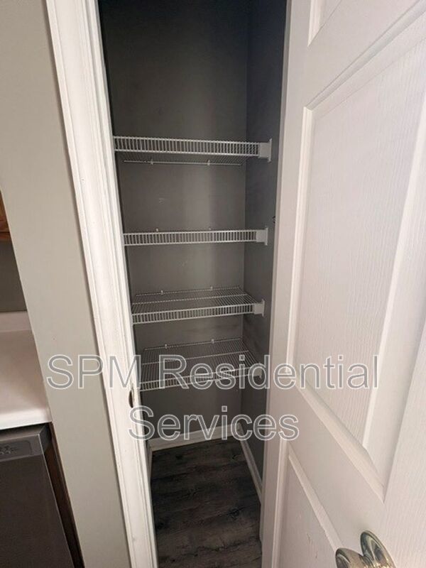 Suncoast - Community Pool, Fenced in Back Patio, Washer & Dryer Included property image