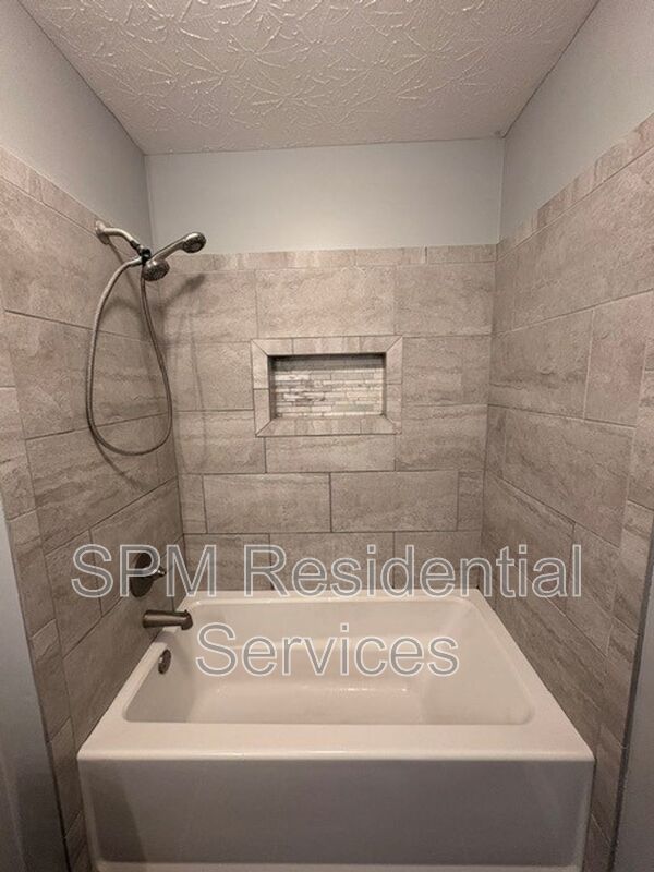 Suncoast - Community Pool, Fenced in Back Patio, Washer & Dryer Included property image