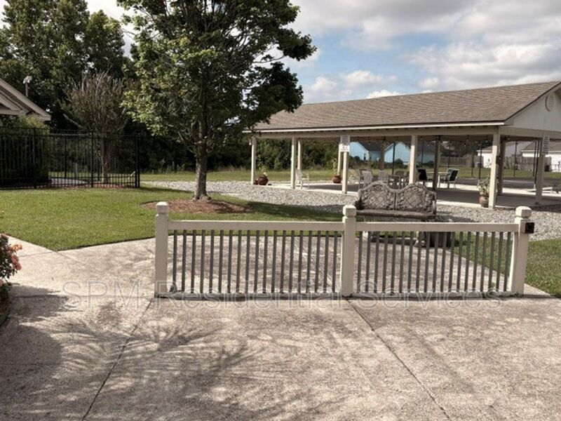 Suncoast - Community Pool, Fenced in Back Patio, Washer & Dryer Included property image