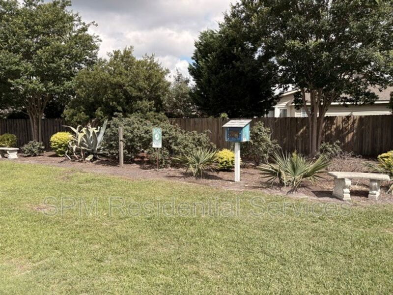 Suncoast - Community Pool, Fenced in Back Patio, Washer & Dryer Included property image