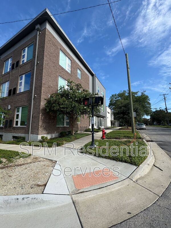 2nd Floor Castle Street, Close to CFCC property image