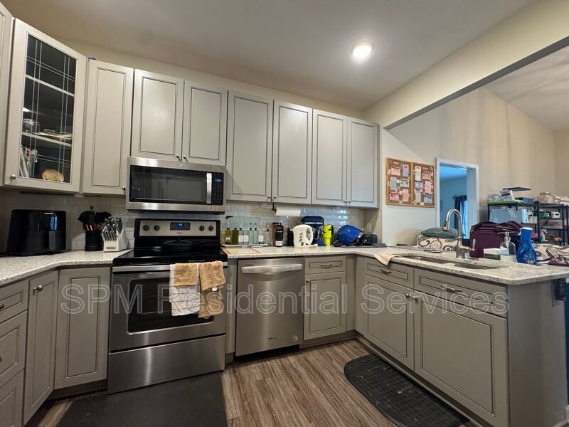 The Marshes at Rivers Edge - Second Floor Condo, Community Pool, Water/Sewer/Trash Included property image