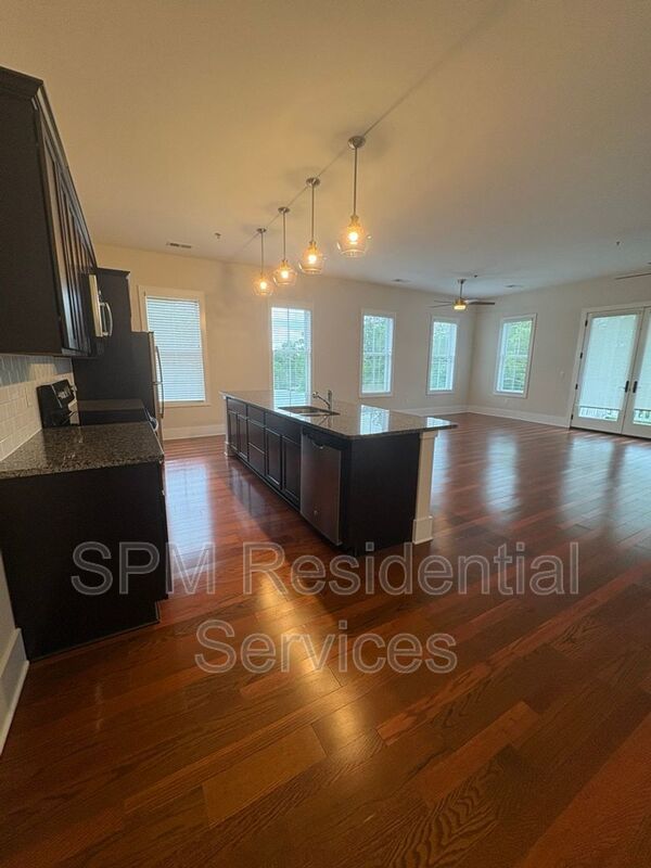 2nd Floor. 3 Bedroom. Elevator, Cape Fear River property image