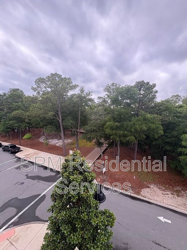2nd Floor. 3 Bedroom. Elevator, Cape Fear River property image