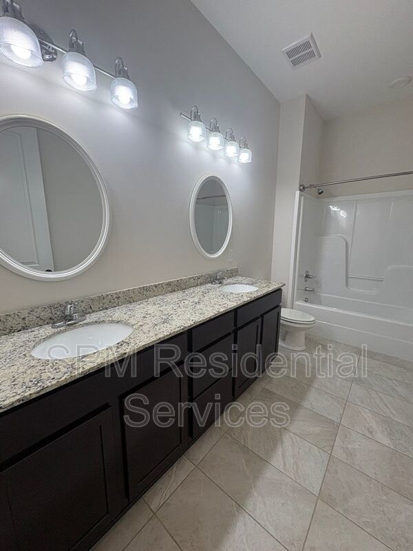 2nd Floor. 3 Bedroom. Elevator, Cape Fear River property image