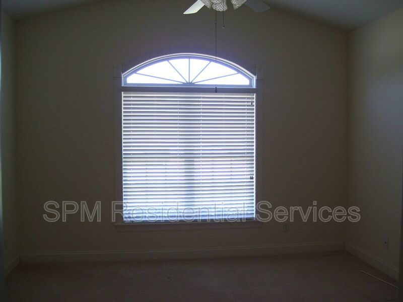 3 Bedroom in Beautiful neighborhood in Castle Bay, minutes to beaches and shopping. property image