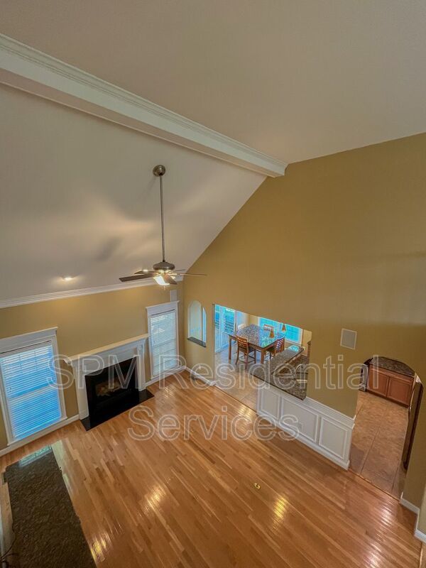 Custom built house in Pool Community property image