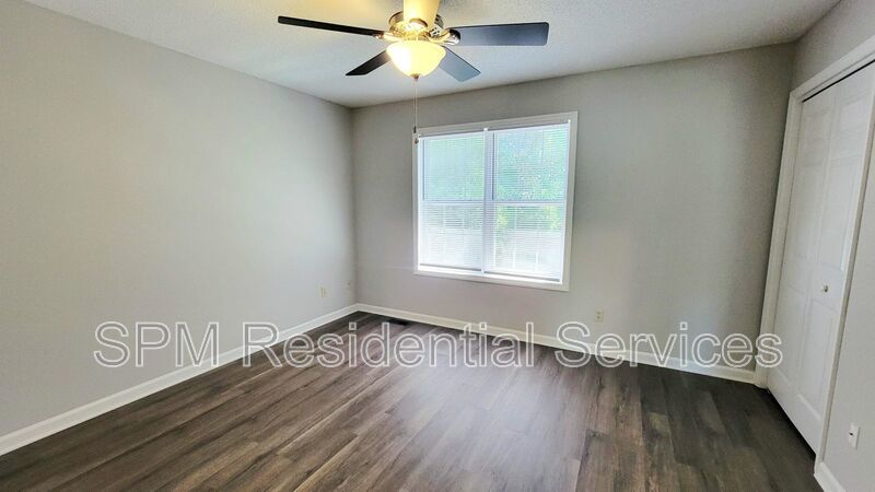 5116 Lampost Cir property image