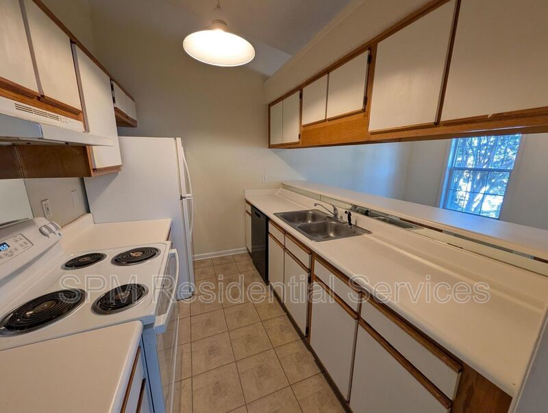 3 bedrooms close to UNCW! property image