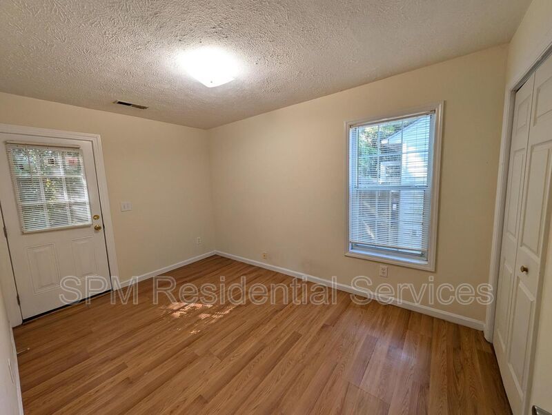 3 bedrooms close to UNCW! property image