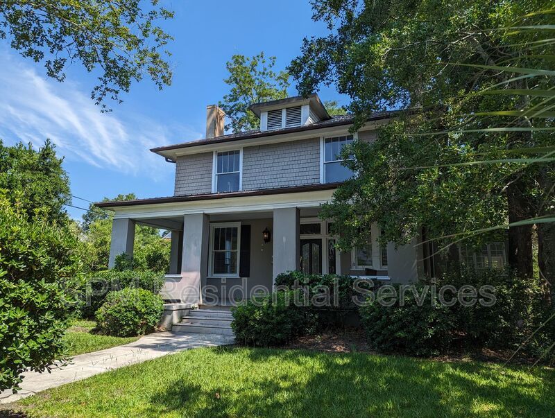 Amazing Downtown Home with tons of natural light. property image