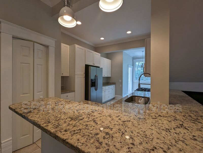 Amazing Downtown Home with tons of natural light. property image