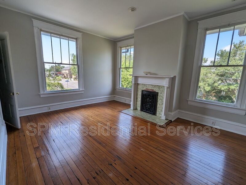 Amazing Downtown Home with tons of natural light. property image