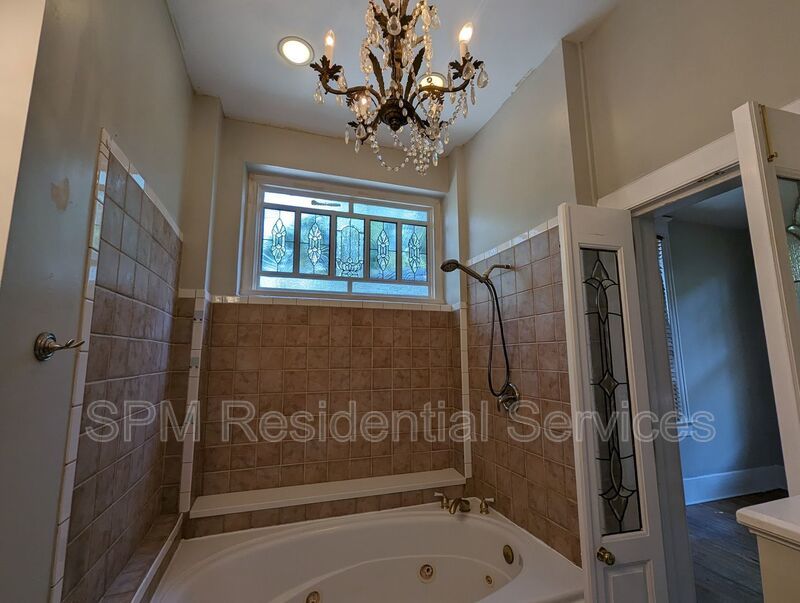 Amazing Downtown Home with tons of natural light. property image