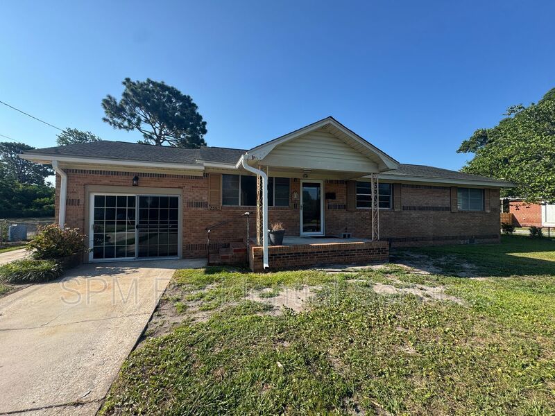 Windemere - Located within 5 miles of Wrightsville Beach & Mayfair shopping and restaurants property image