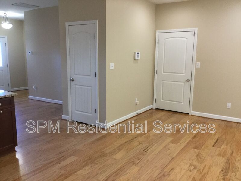 3 Bedroom in Quiet Neighborhood in Sneads Ferry, Community Dock and Playground property image