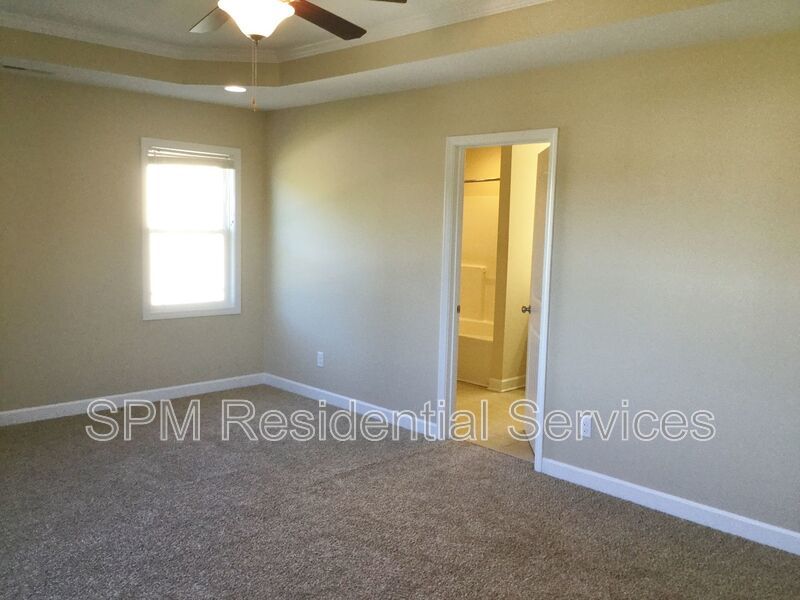 3 Bedroom in Quiet Neighborhood in Sneads Ferry, Community Dock and Playground property image