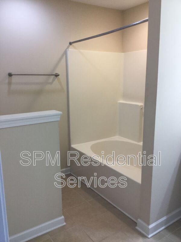 3 Bedroom in Quiet Neighborhood in Sneads Ferry, Community Dock and Playground property image