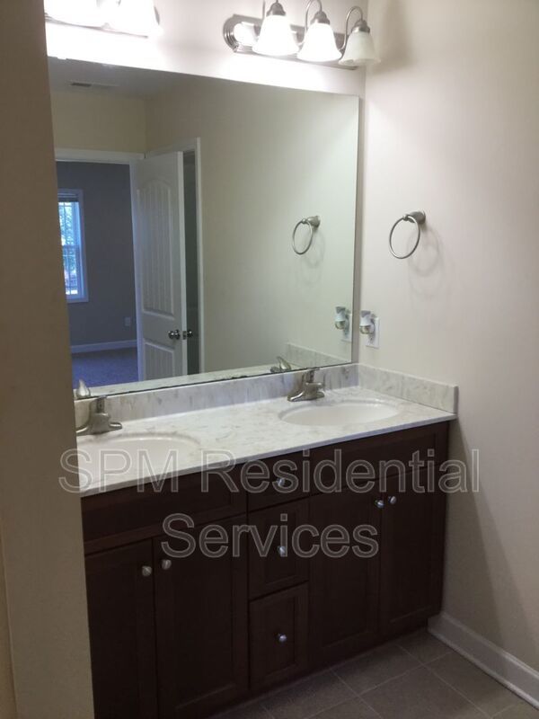3 Bedroom in Quiet Neighborhood in Sneads Ferry, Community Dock and Playground property image
