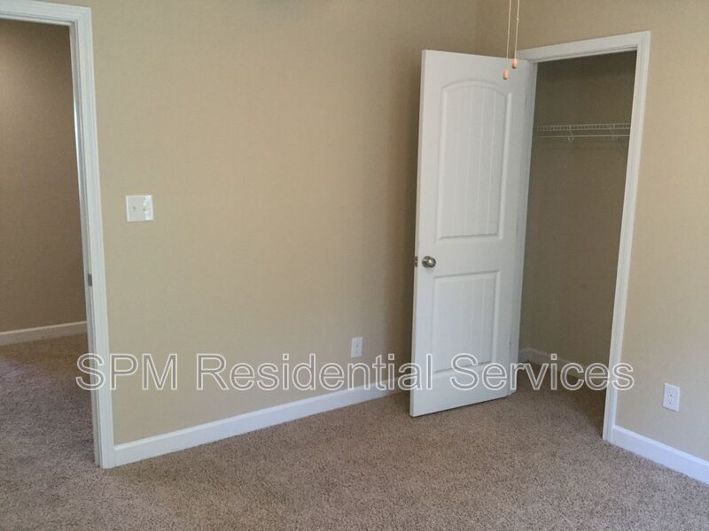 3 Bedroom in Quiet Neighborhood in Sneads Ferry, Community Dock and Playground property image