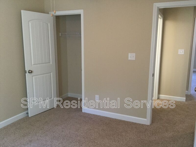3 Bedroom in Quiet Neighborhood in Sneads Ferry, Community Dock and Playground property image