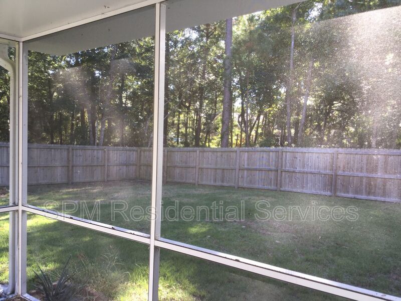 3 Bedroom in Quiet Neighborhood in Sneads Ferry, Community Dock and Playground property image