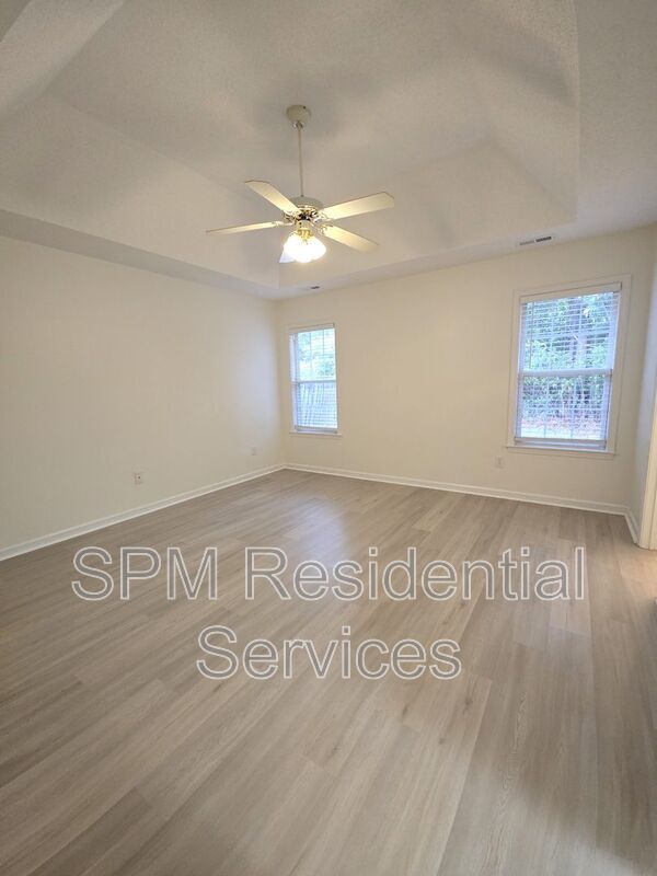 Beautifully renovated home centrally located mid-town near shopping and restaurants. property image