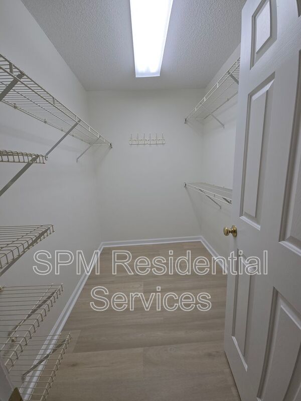 Beautifully renovated home centrally located mid-town near shopping and restaurants. property image