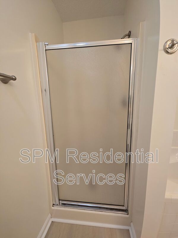Beautifully renovated home centrally located mid-town near shopping and restaurants. property image