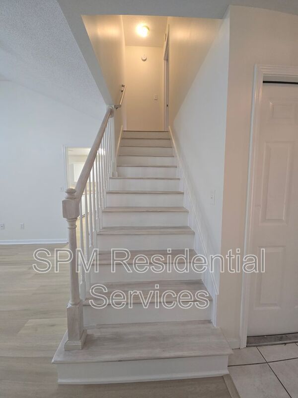 Beautifully renovated home centrally located mid-town near shopping and restaurants. property image