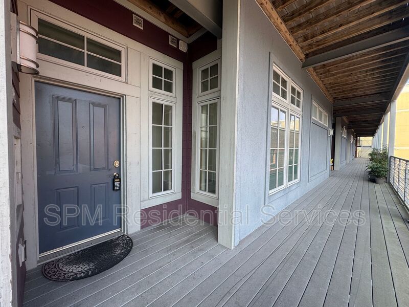 Downtown Wilmington - Within Walking Distance of Riverwalk, Gated Community, Washer & Dryer Included property image