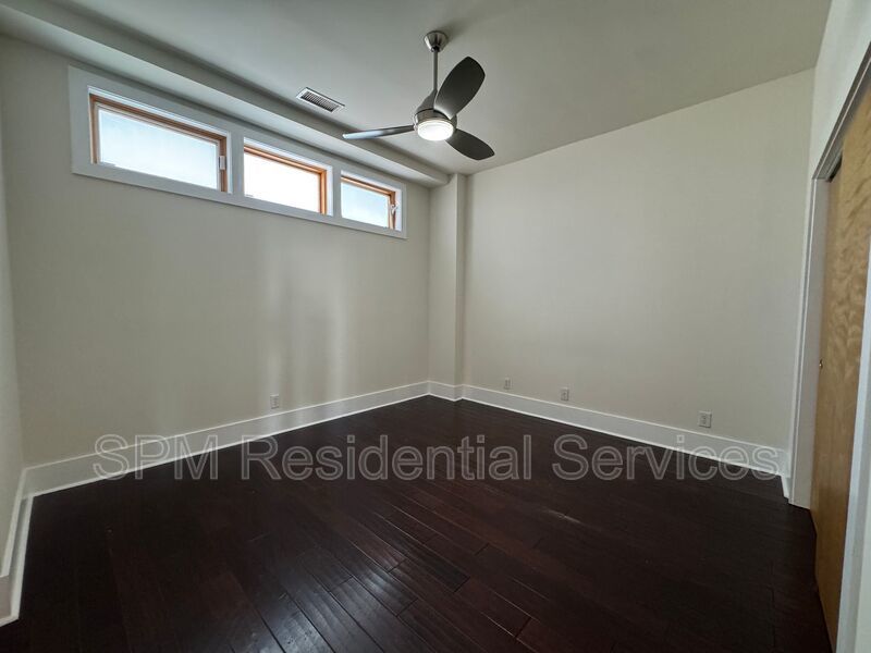 Downtown Wilmington - Within Walking Distance of Riverwalk, Gated Community, Washer & Dryer Included property image
