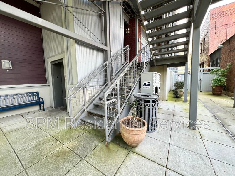 Downtown Wilmington - Within Walking Distance of Riverwalk, Gated Community, Washer & Dryer Included property image