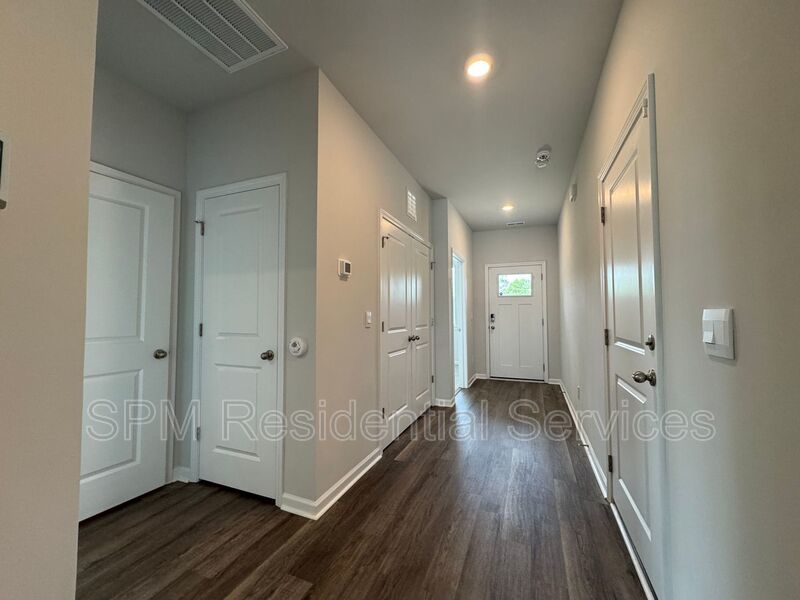 Grayson Park Duets - Community Pool, Washer & Dryer Included, Fenced in Backyard property image