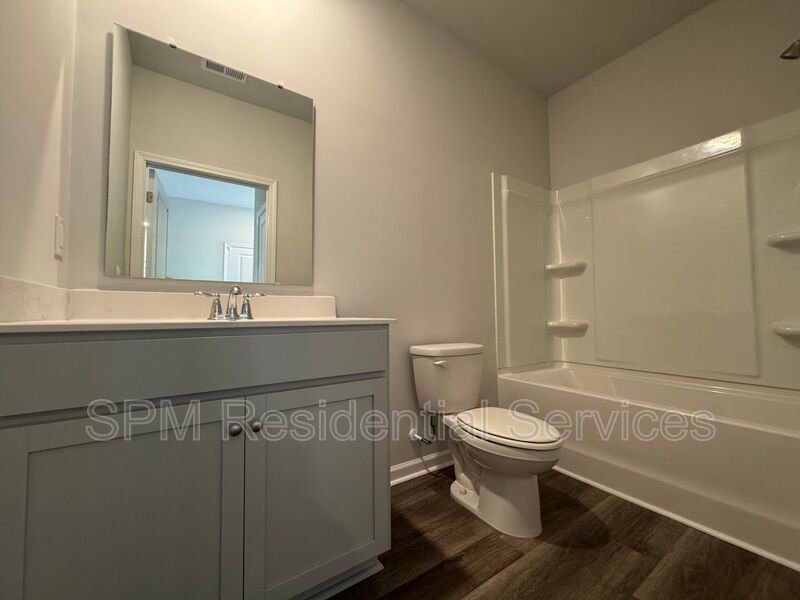Grayson Park Duets - Community Pool, Washer & Dryer Included, Fenced in Backyard property image