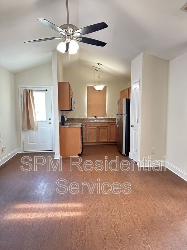 Southside - Near Downtown - Small Pets Welcome property image