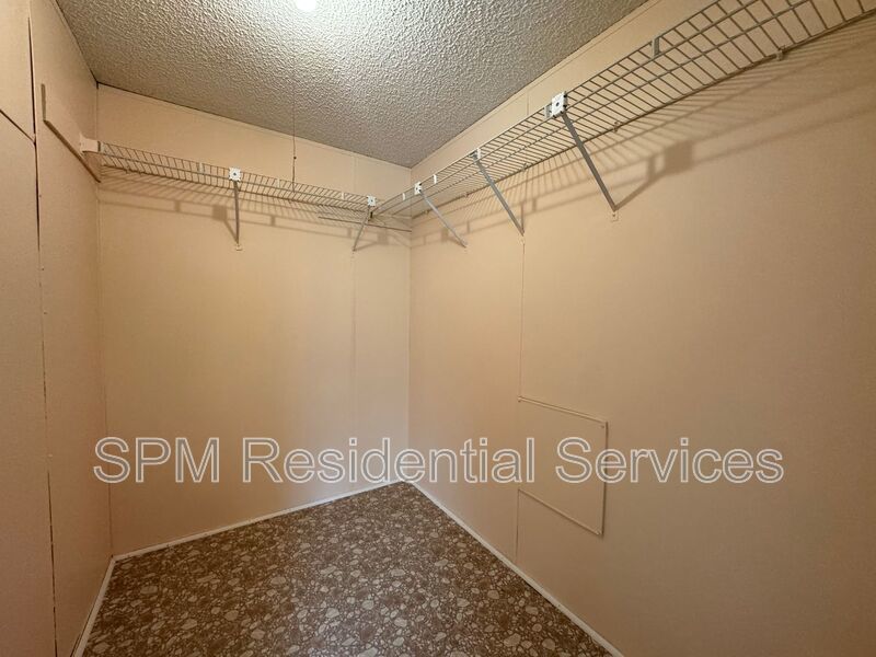 Leland - Large Backyard, Carport, Washer & Dryer Included property image