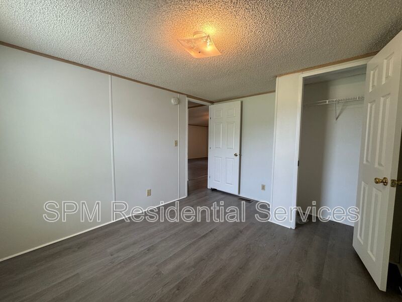 Leland - Large Backyard, Carport, Washer & Dryer Included property image
